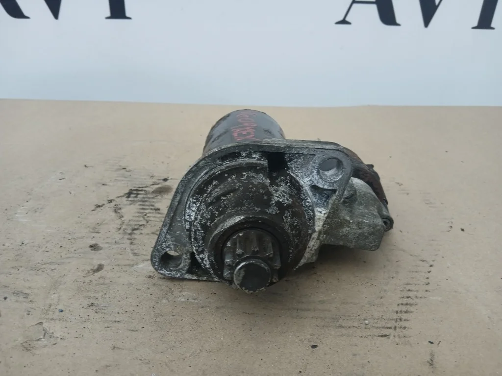 Стартер Audi TT AUM