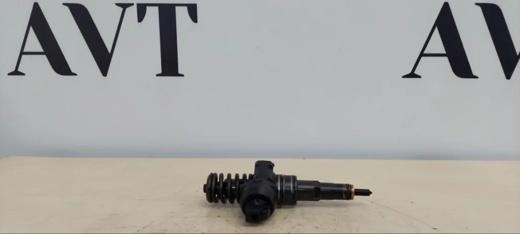 Форсунка топливная Volkswagen Transporter AXE