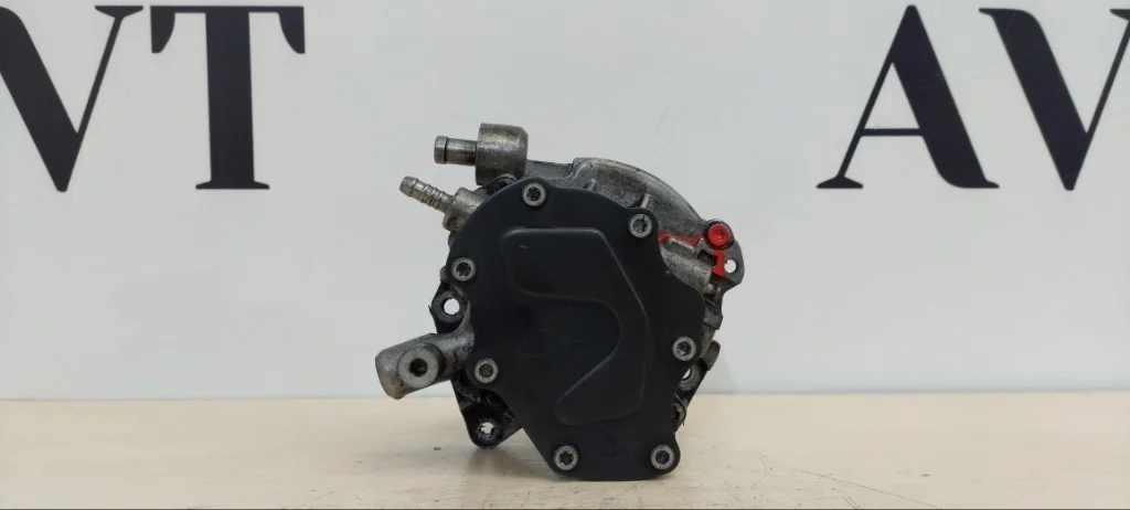 Вакуумный насос Volkswagen Transporter AXE