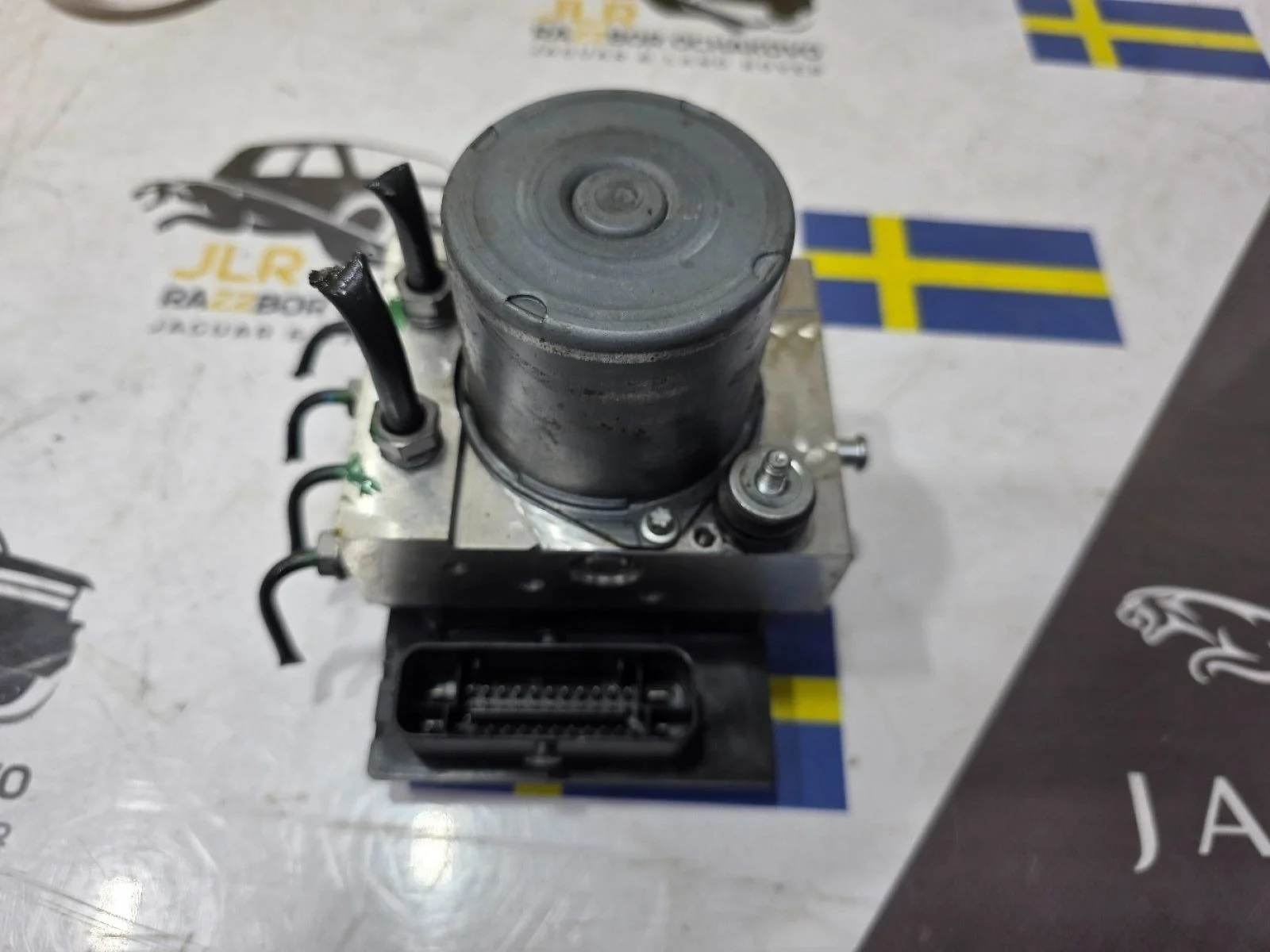 Блок ABS (насос) Land Rover Range Rover Sport L320 Range Rover Sport I (2005—2009)