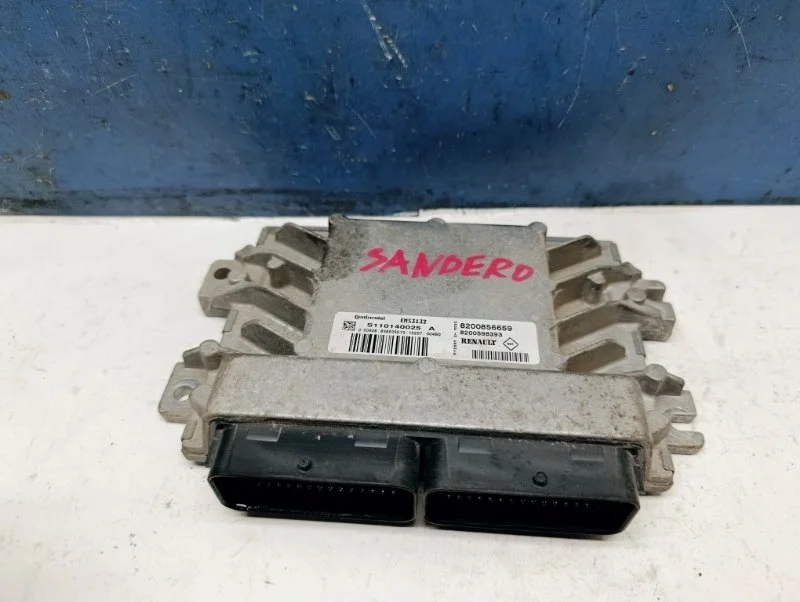 Блок управления двигателем Renault Sandero 2013 8200856659 BS11 1.6 K7M710