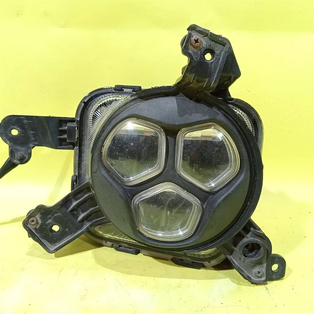 Фара противотуманная правая  Kia Optima 4 JF 2016 92202D4100 315