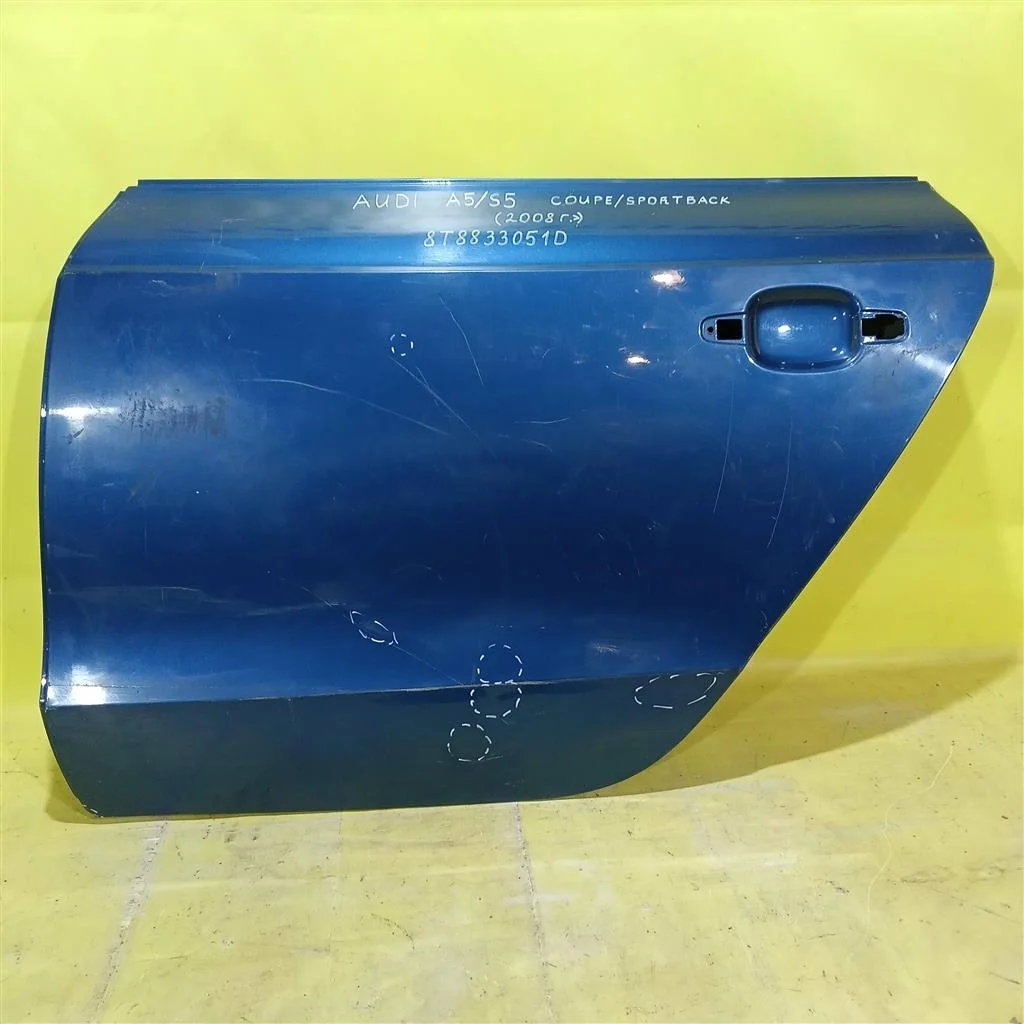 Дверь задняя левая  Audi A5 (S5) 2008   8T8833051D 1493