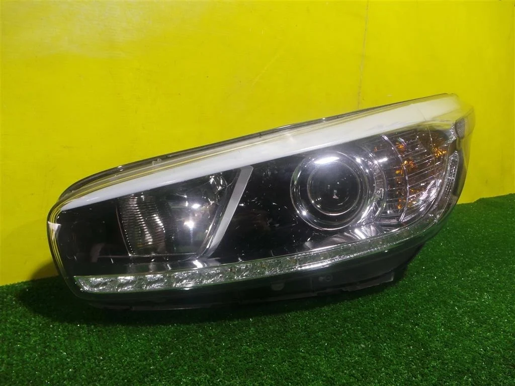 Фара левая ксенон  Kia Ceed 2 JD 2012 92101A2260 3962