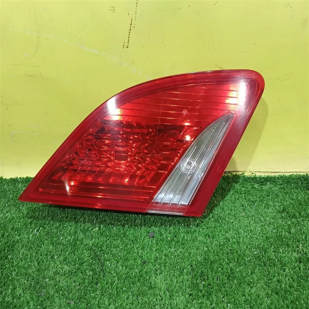 Фонарь задний внутренний левый  Peugeot 408 2012 9678059680 5969