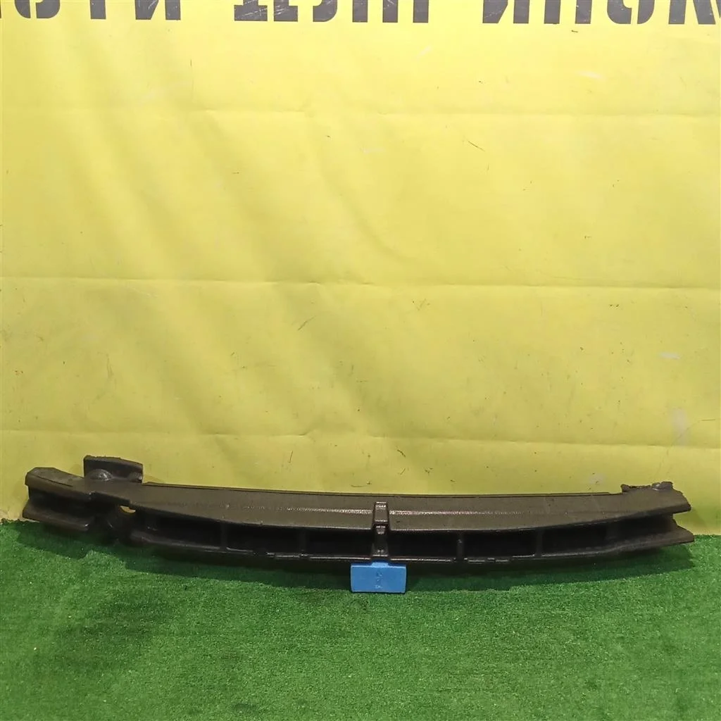 Наполнитель переднего бампера  Renault Arkana 2018 620931084R 8534