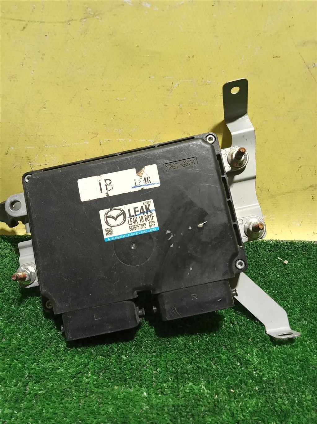 Блок управления двигателем  Mazda 6 GH 2007 LF4K18881F 10435