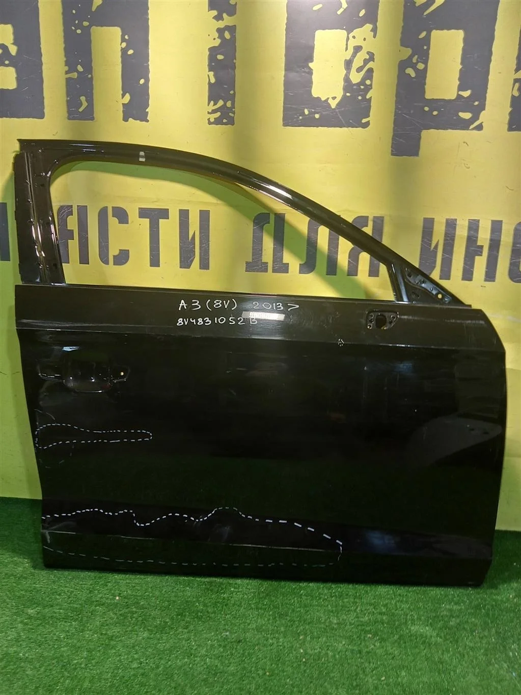 Дверь передняя правая  Audi A3 (8V) 2013 8V4831052B 10783