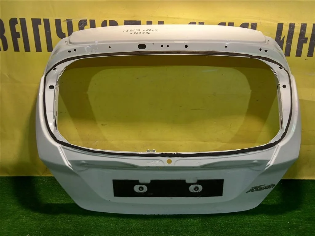 Дверь багажника  Ford Fiesta 2008 1763986 10832