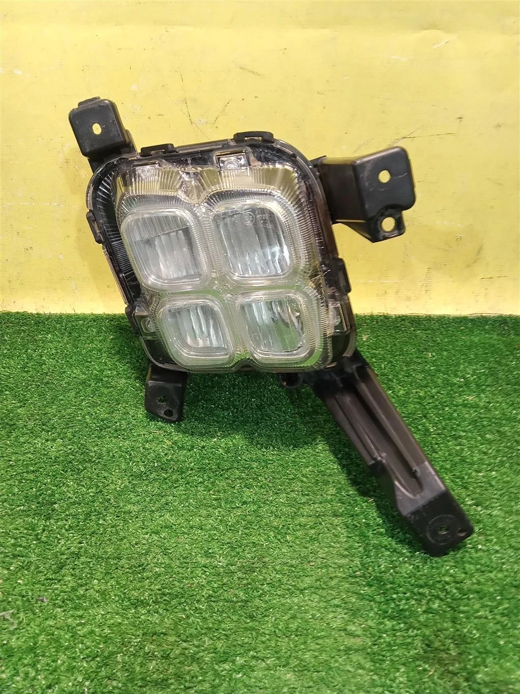 Фара противотуманная правая  Kia Sorento Prime 2017 92202C5600 12350