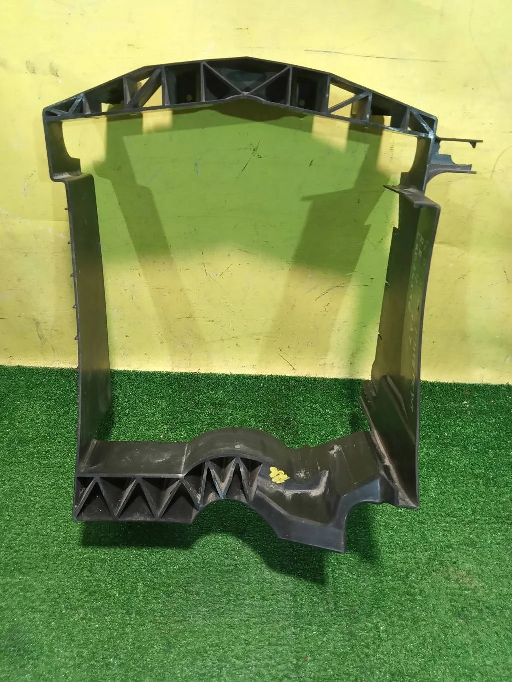 Дефлектор радиатора  Land Rover Range Rover 4 L405 2012 LR034556 13577