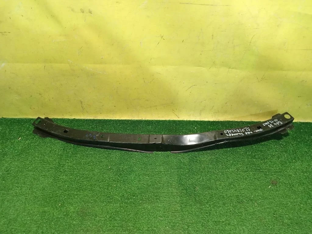 Усилитель переднего бампера  Toyota RAV4 2010 5202942060 13838