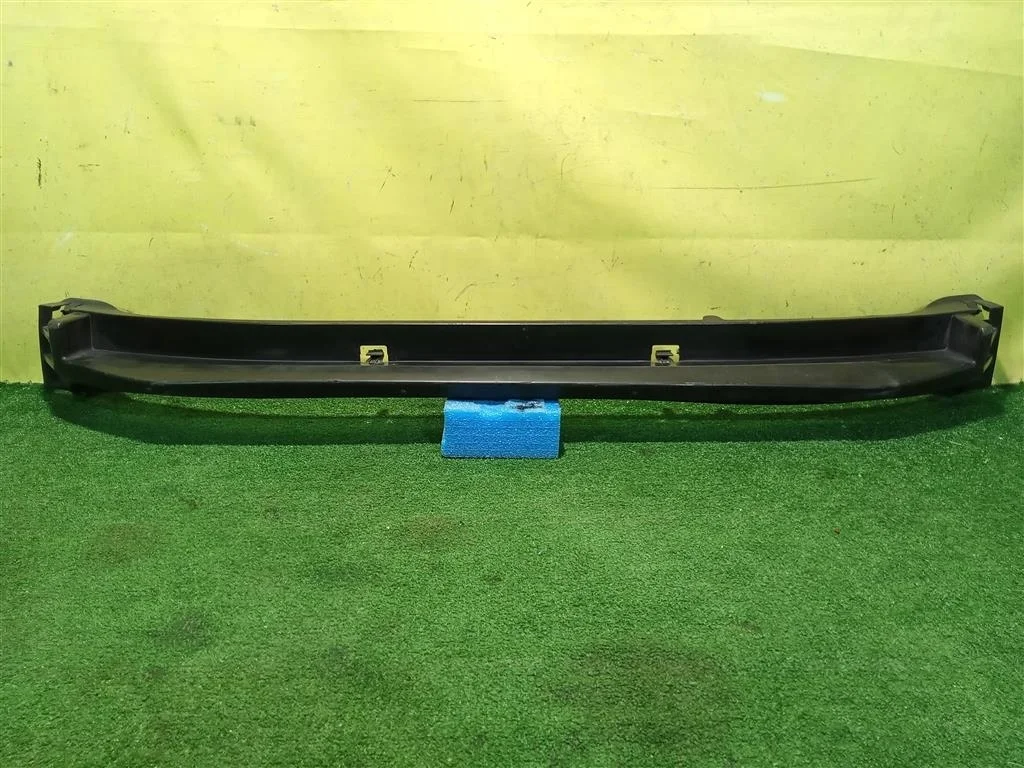 Наполнитель переднего бампера  Toyota Land Cruiser Prado 150 2017  5261860010 14320