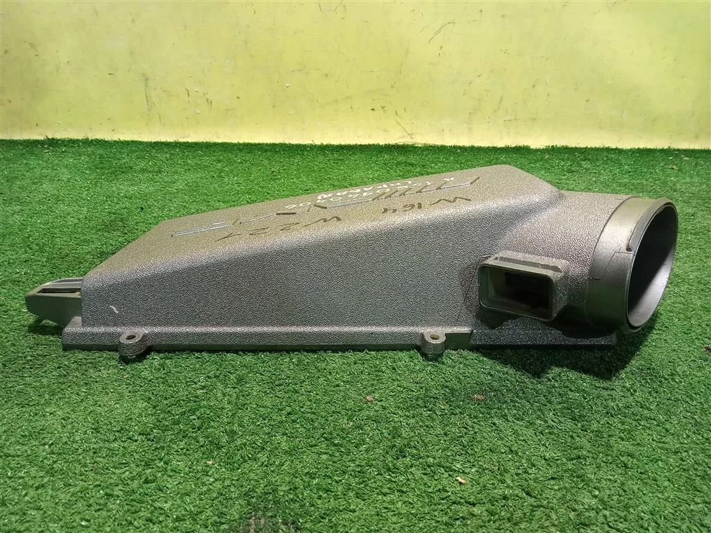 Корпус воздушного фильтра  MERСEDES BENZ S-Class (W221) 2005 A1560940406 14894