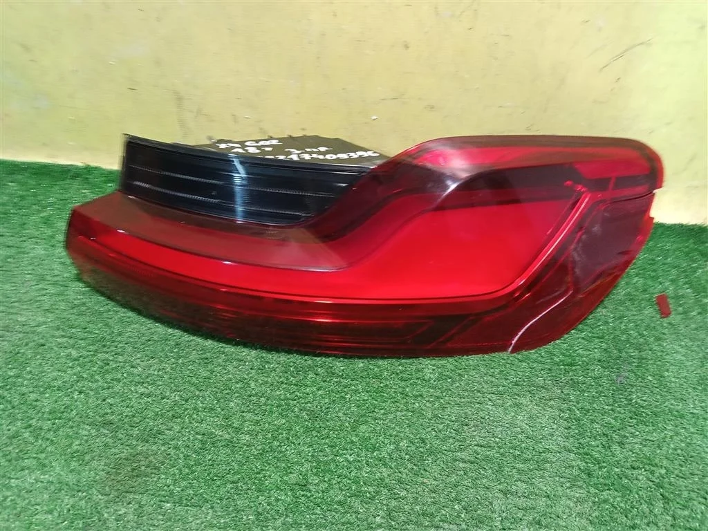 Фонарь задний наружный правый  BMW X4 G02 2021 63217409396 16333