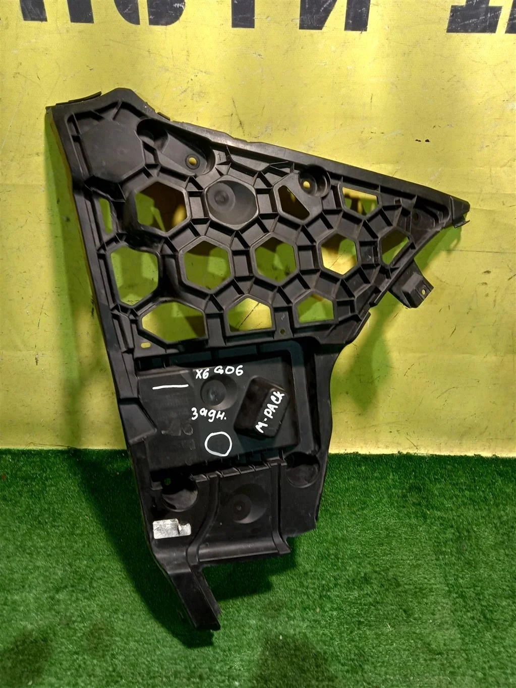 Кронштейн заднего бампера правый  BMW X6 G06 2019 51128069964 16625