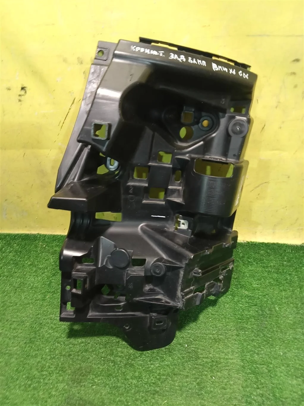 Кронштейн заднего бампера правый  BMW X6 G06 2019 51128069962 16672