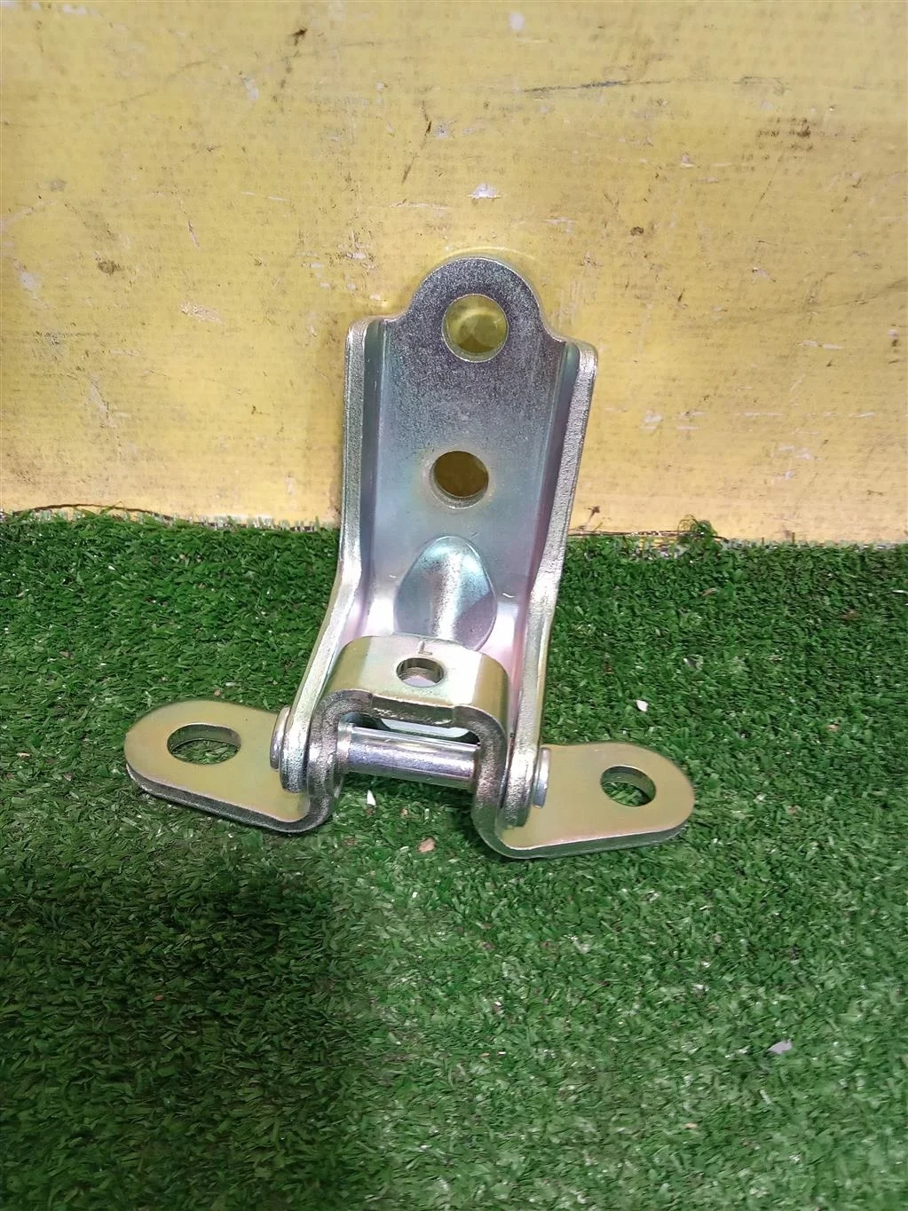 Петля двери передней левой верхняя Kia Ceed 3 CD 2018 793102E000 17073