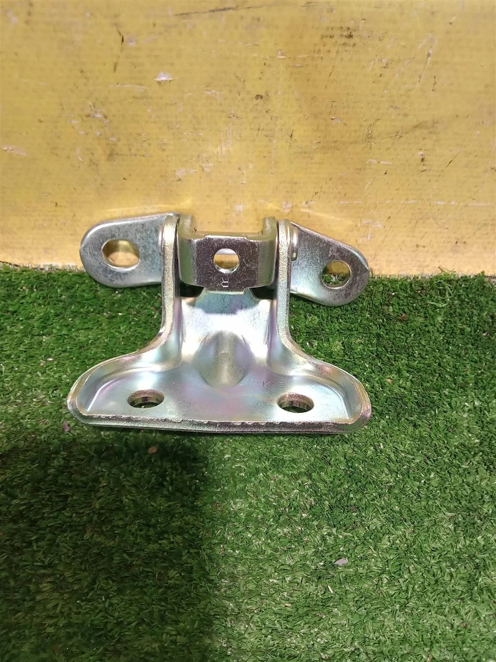 Петля двери задней правой верхняя  Kia Sportage 4 QL 2018 79420D8000 17074