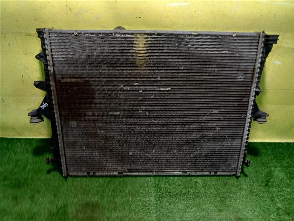 Радиатор основной  Audi Q7 (4L) 2005 7L0121253A 18497