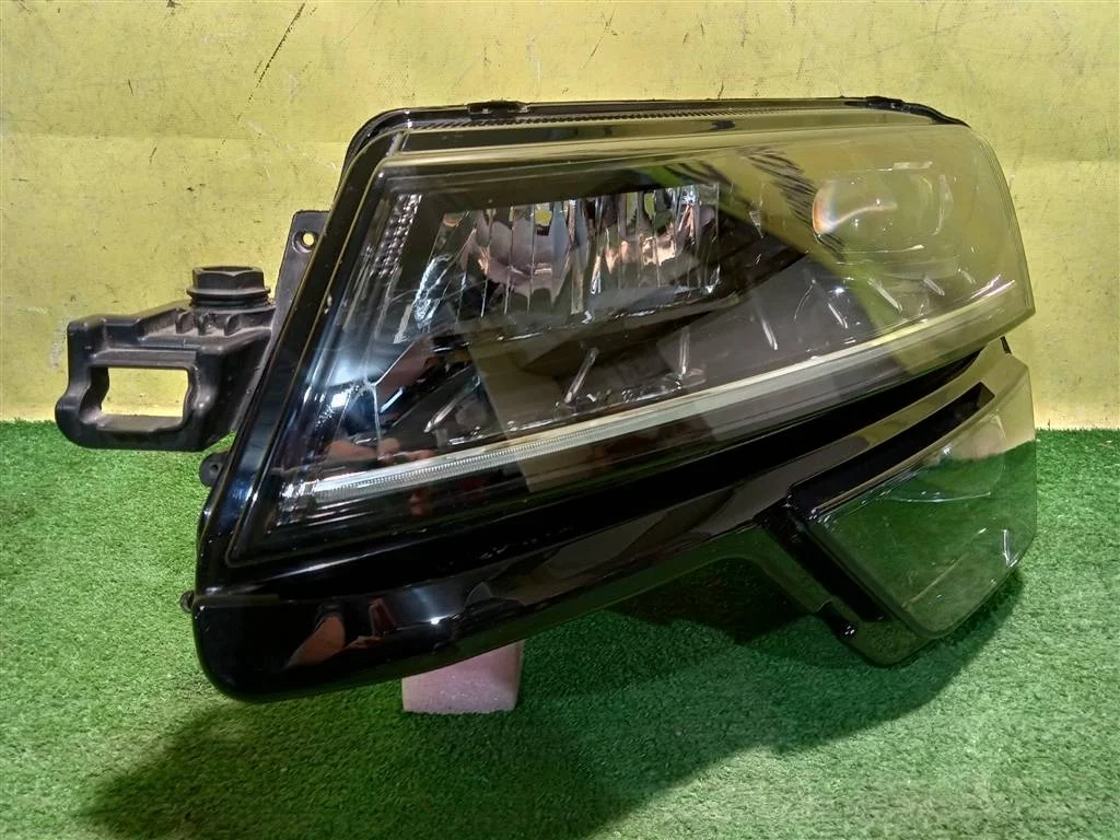 Фара левая  Skoda  Karoq  2017 57B941015D 19554