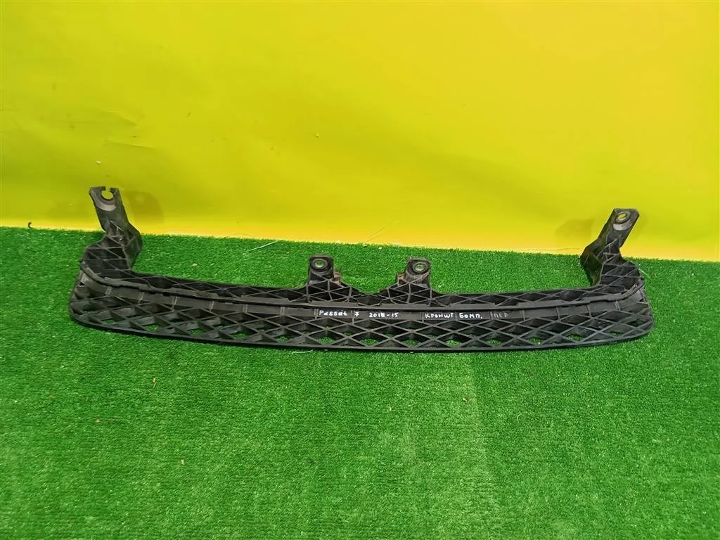 Усилитель переднего бампера  Volkswagen  Passat (B7) 2011 3AA807571 22063