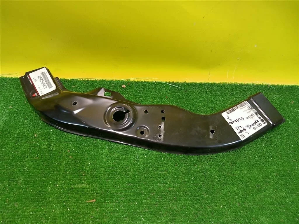 Кронштейн фар левый  Mitsubishi Outlander (GF) 2012 5256C259 22378