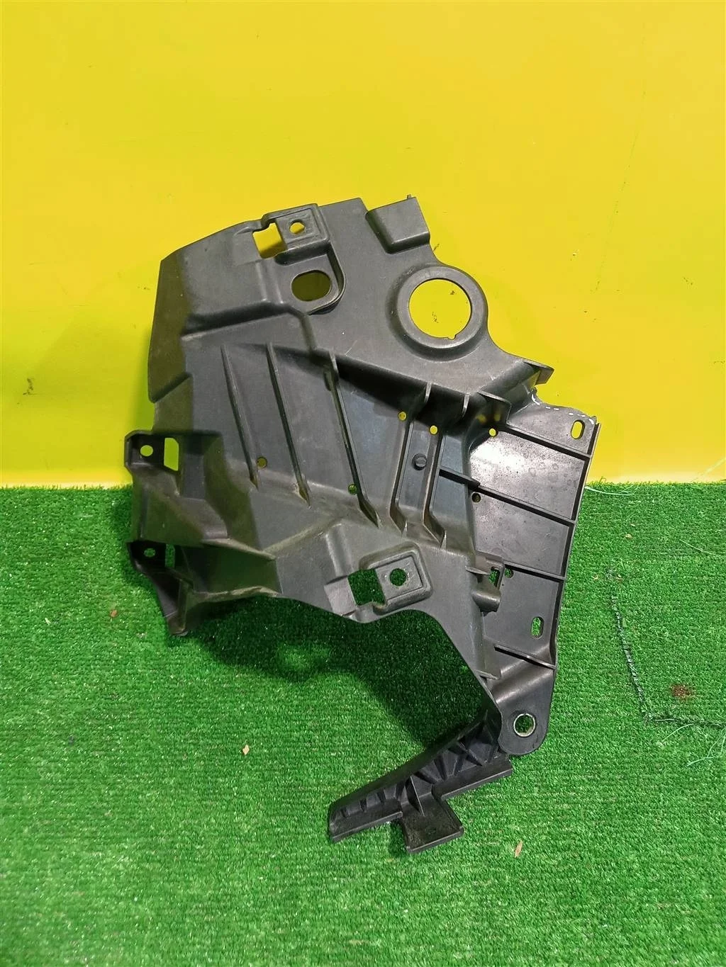 Кронштейн крепления переднего левого крыла  BMW X5 F15 2013 51657294543 22680