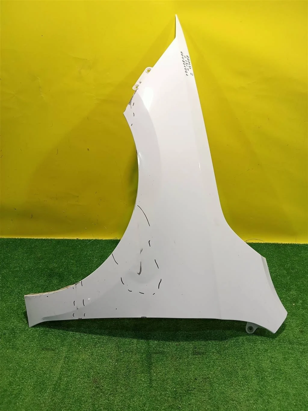 Крыло переднее левое  Skoda  Rapid 2019 60U821021 22764