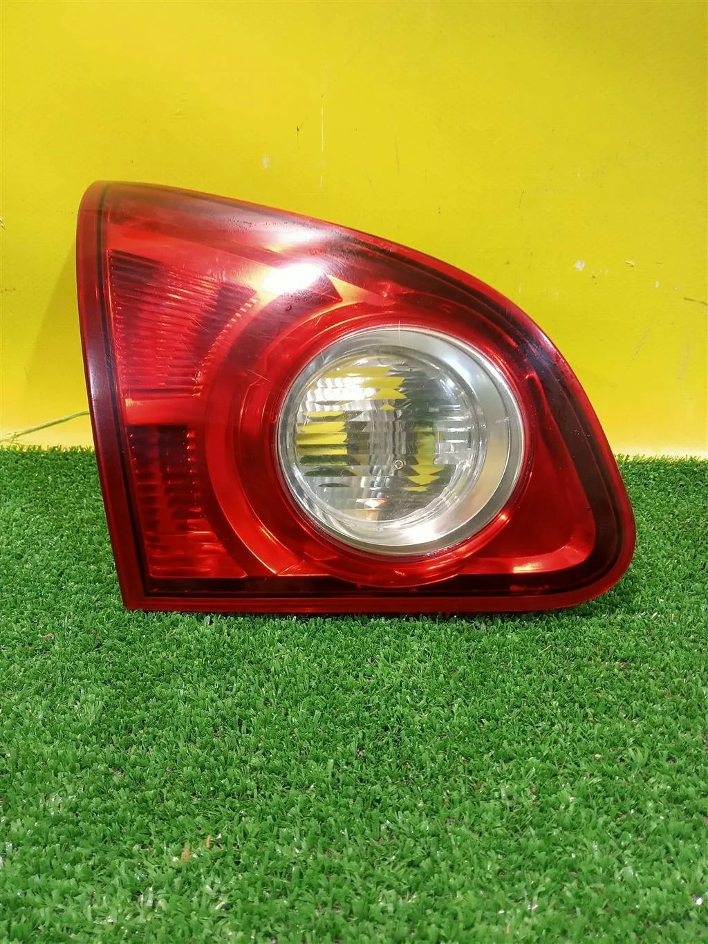 Фонарь задний внутренний левый  Nissan Qashqai (J10) 2006 26555JD800 22944