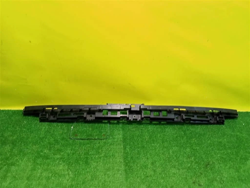 Кронштейн заднего бампера центральный  Skoda  Kodiaq 2016  565807863 22967