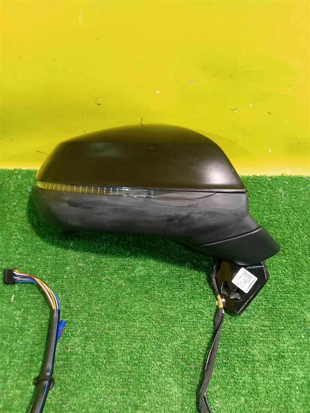 Зеркало правое электрическое  Audi Q7 (4M) 2015 4M1857410 23296