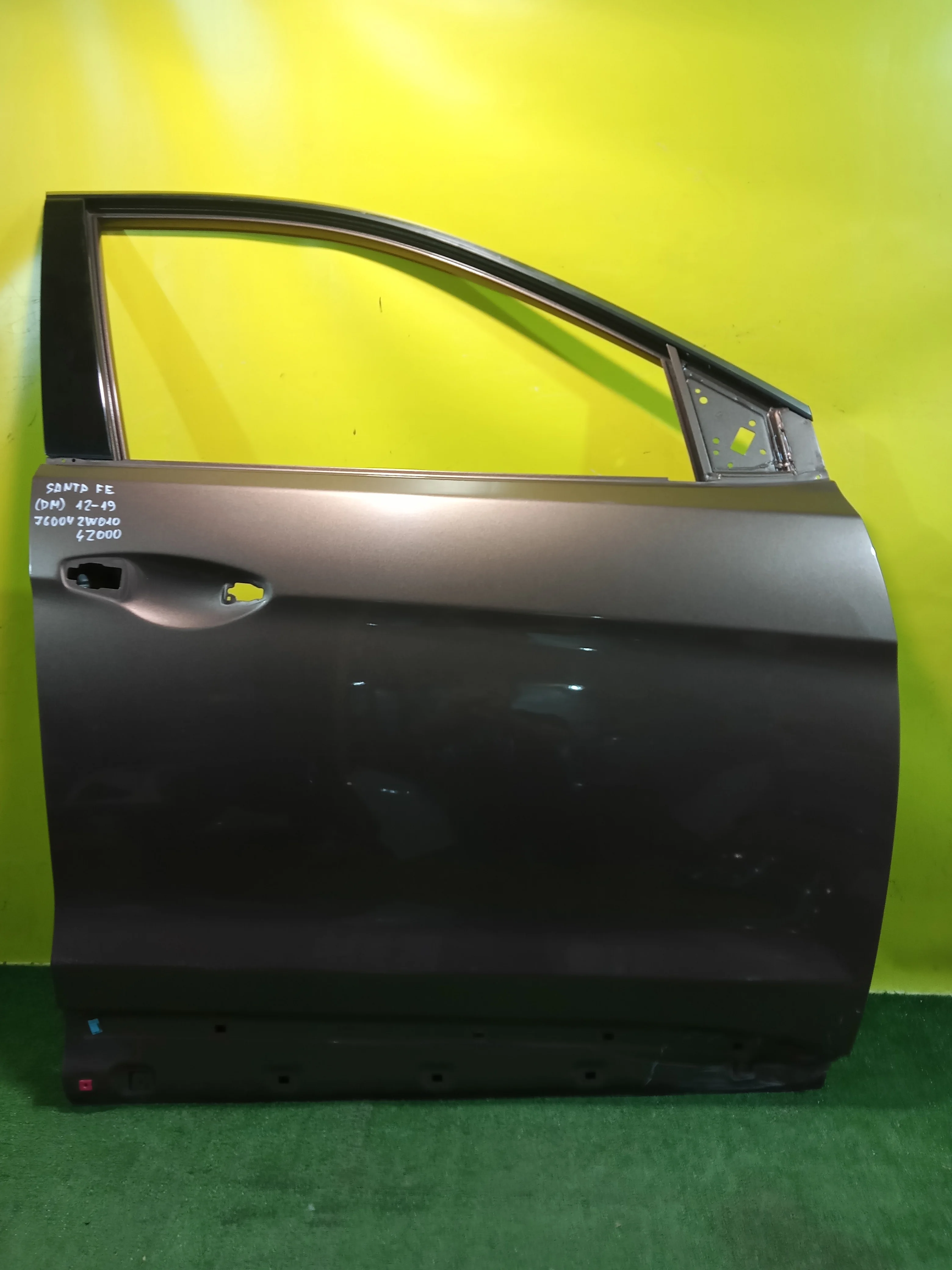 Дверь передняя правая  Hyundai Grand Santa Fe (DM) 2013 760042W010 24468