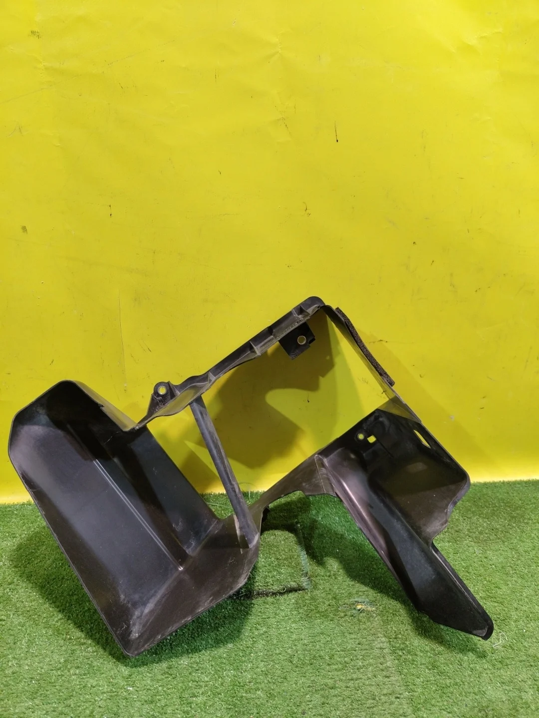 Дефлектор радиатора  Lexus LX570 2015 3291760080 24661