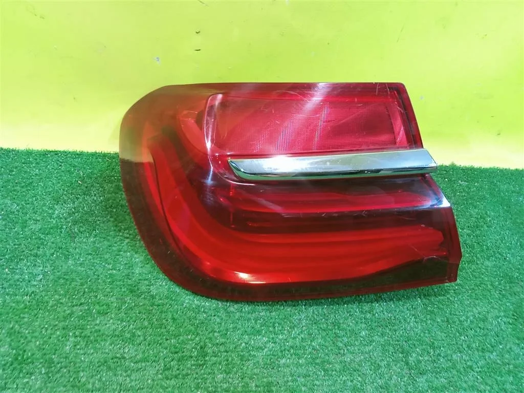 Фонарь задний наружный левый  BMW 7 G11/G12 2015 63217342963 27474