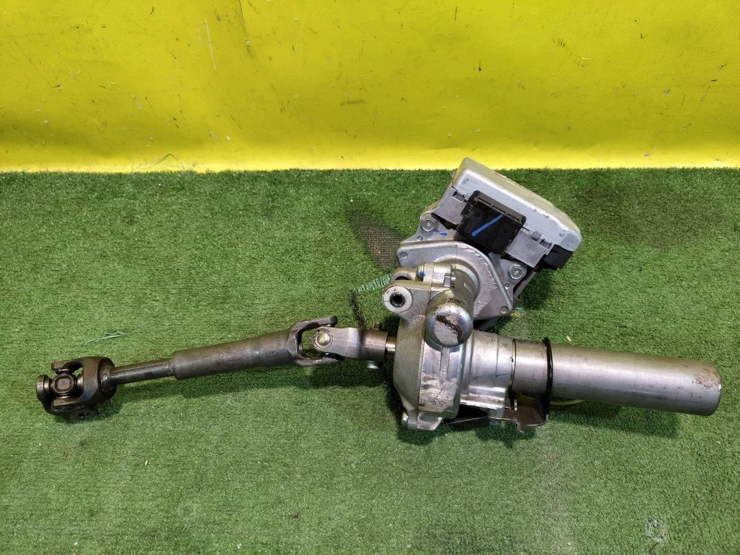 Колонка рулевая  Volkswagen  Polo (Sed RUS) 2011 6RU423510AD 28015