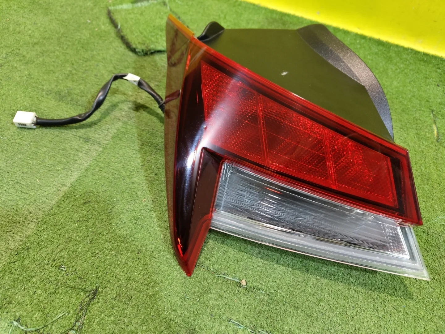 Фонарь задний наружный левый  Hyundai Elantra (CN7) 2020 92401AA000 28631