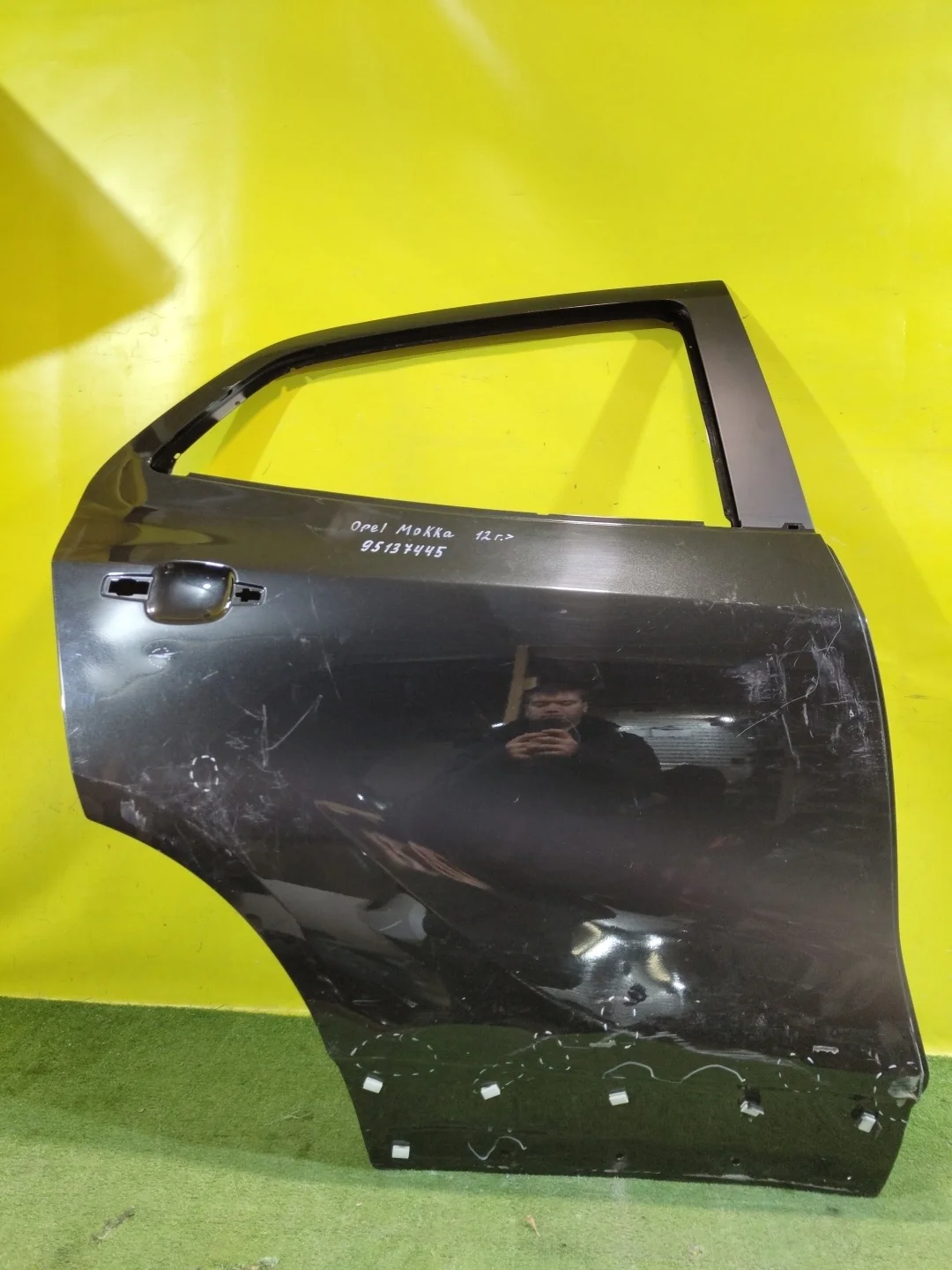 Дверь задняя правая  Opel Mokka 2012 95137445 28902