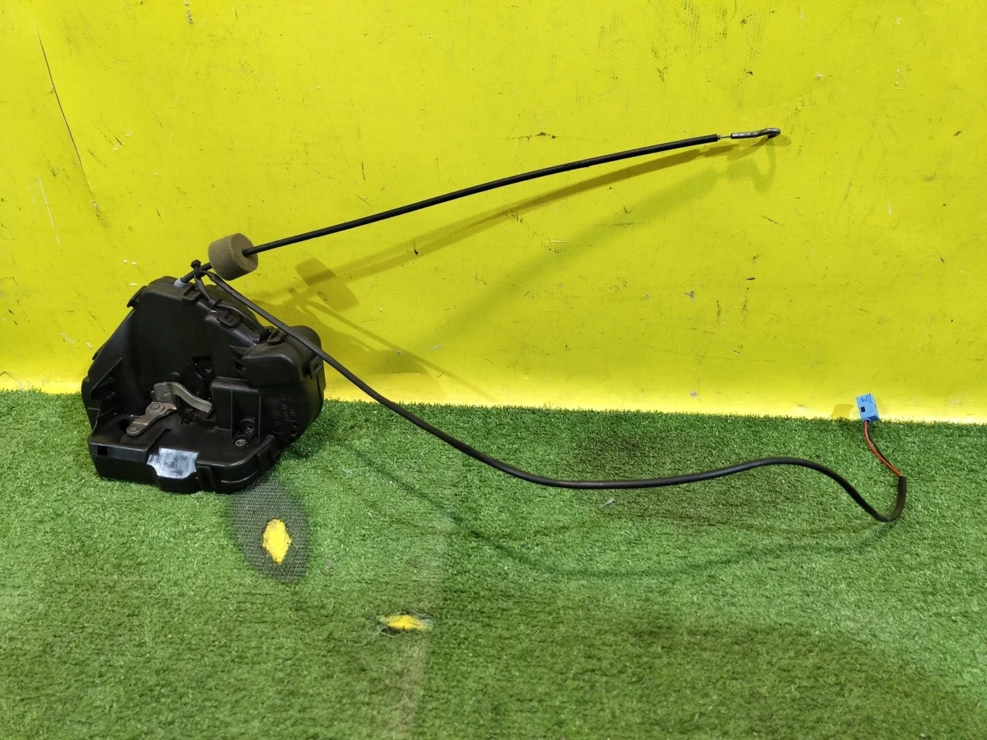 Замок двери задней правой  MERСEDES BENZ E-Class (W211) 2002 A2117300635 29006