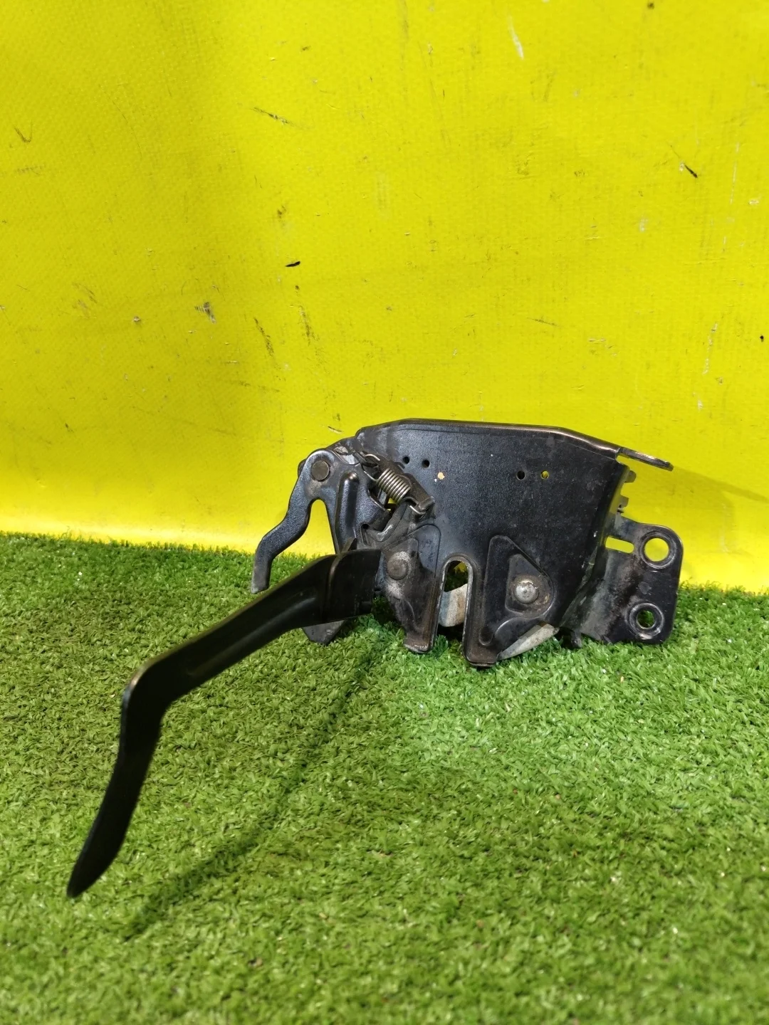 Замок капота  Mitsubishi L200 (KK/KL) 2016 5908A216 29057