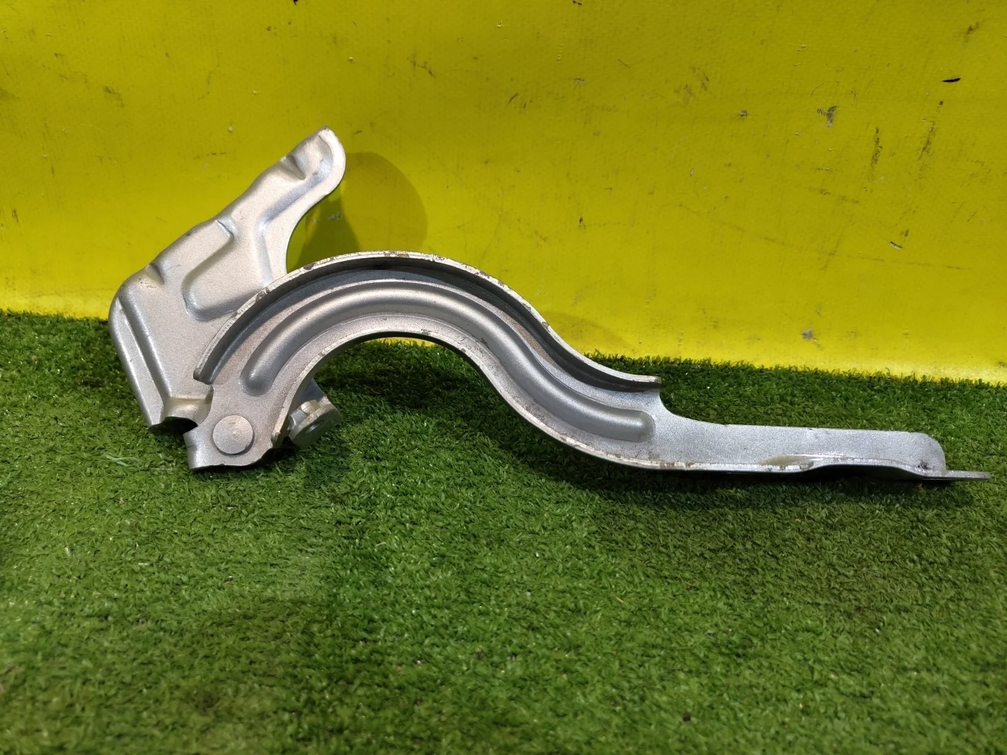 Петля капота правая  Kia RIO 4 FB 2017 79120H0000 29066