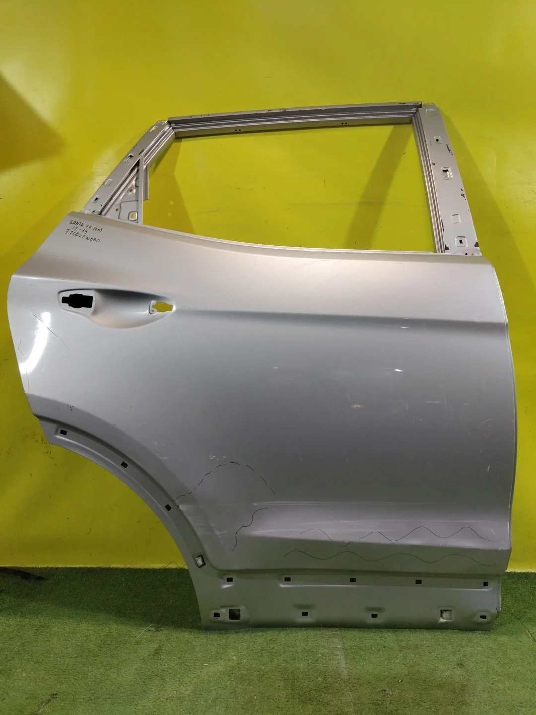 Дверь задняя правая  Hyundai Santa Fe (DM) 2012 770042W000 29157