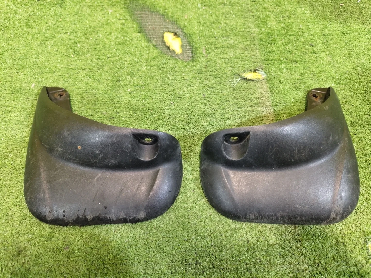 Брызговик задний (к-кт)  Hyundai Getz 2002 868411C500 29742