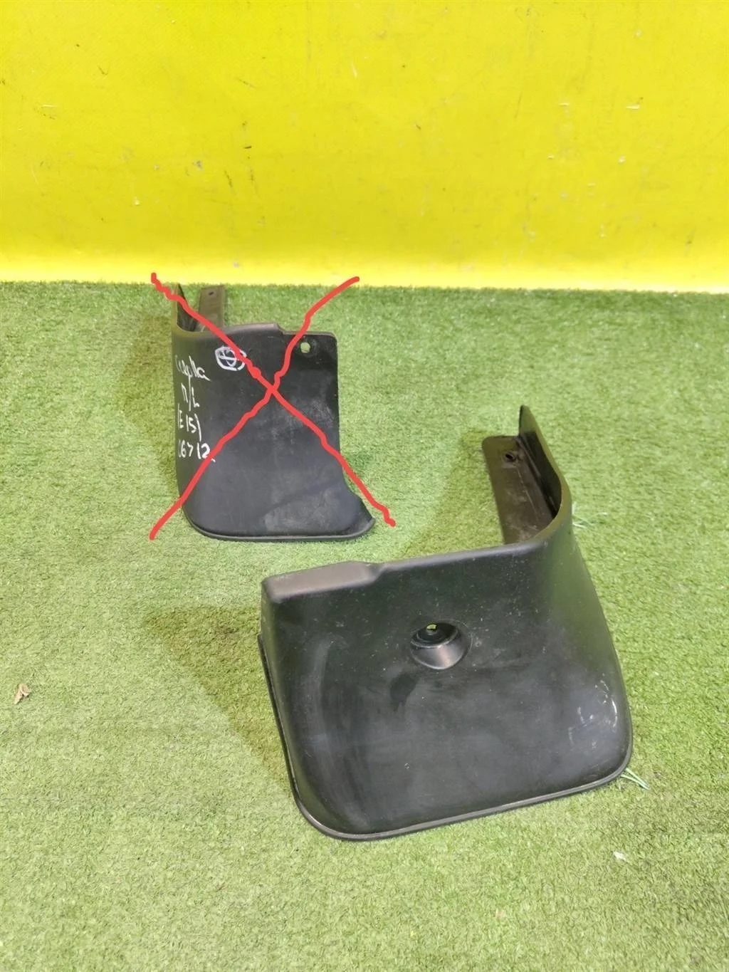 Брызговик (к-кт)  Toyota Corolla E15 2006 7662512580 29925