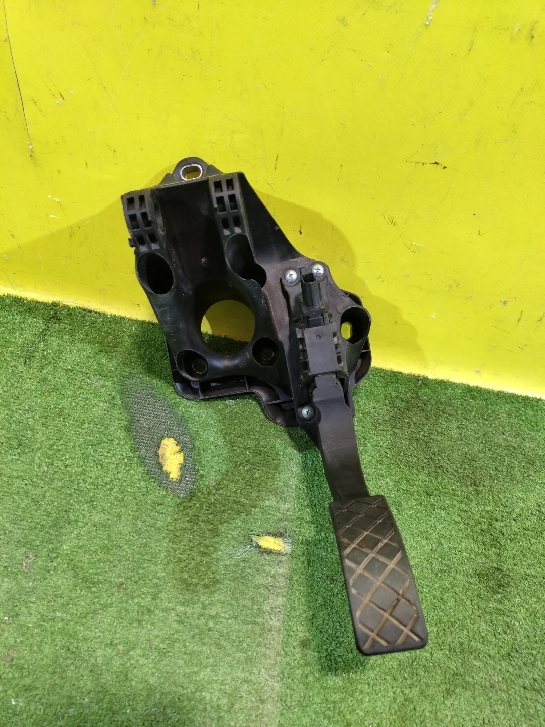 Педаль газа  Volkswagen  Polo (Sed RUS) 2011 6RD721503 30119