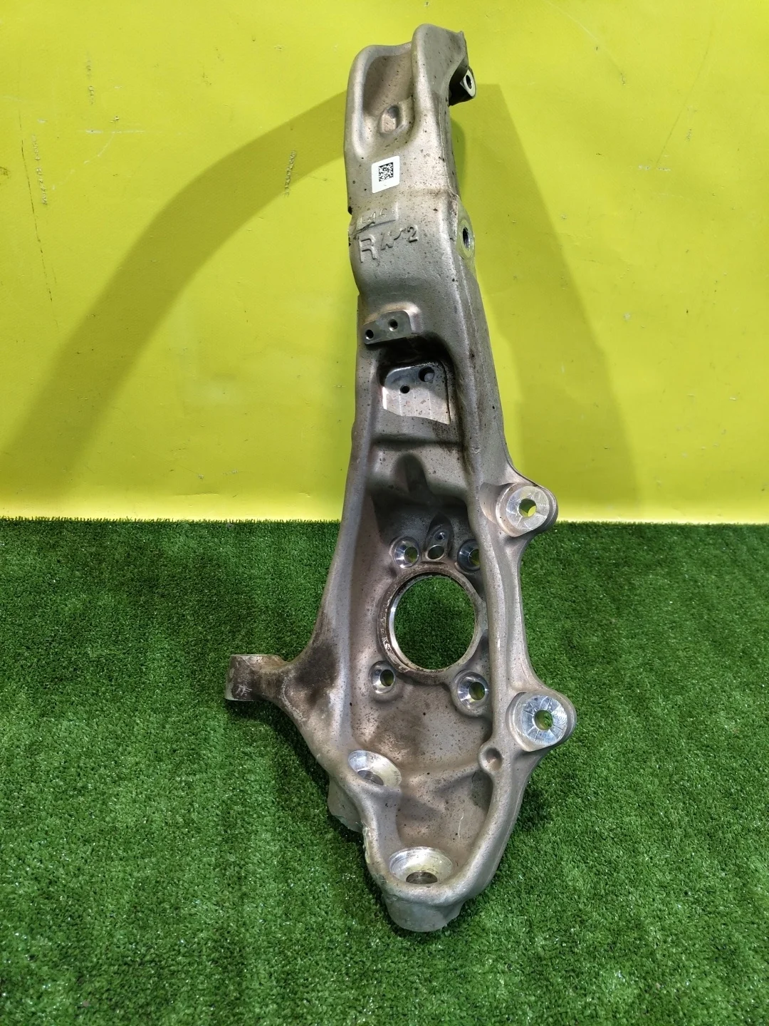 Кулак поворотный передний правый  BMW X5 G05 2018 31216876656 30915