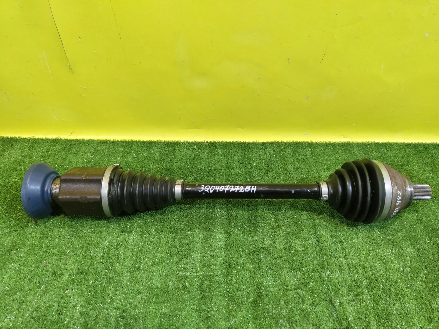 Привод передний правый  Volkswagen  Tiguan Mk2 2016 3Q0407272BH 30939