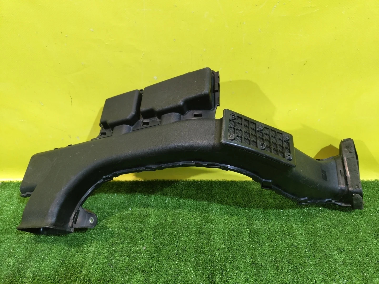 Патрубок воздушного фильтра  Toyota RAV4 2018 1775025030 31049