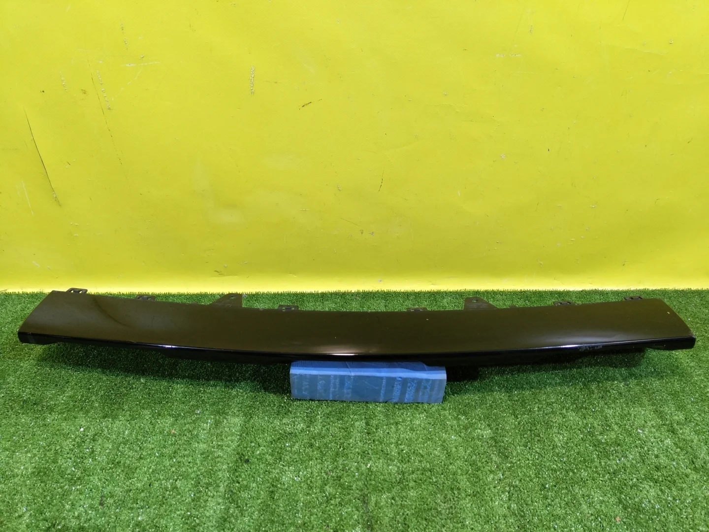 Накладка переднего бампера  MERСEDES BENZ GLE Coupe (C292) 2014 A2928852200 31069