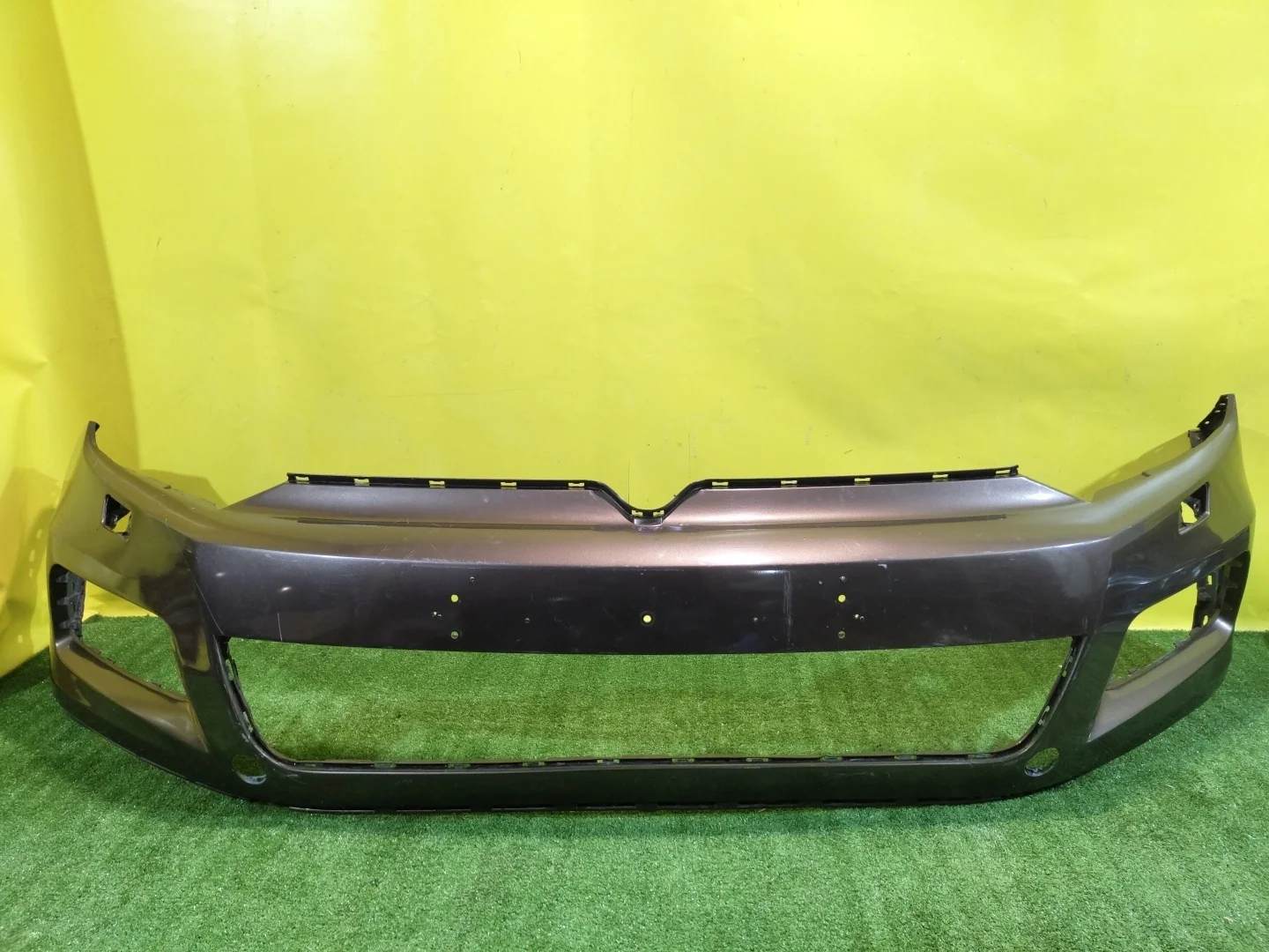 Бампер передний  Volkswagen  Touareg NF 2010 7P6807221B 31251